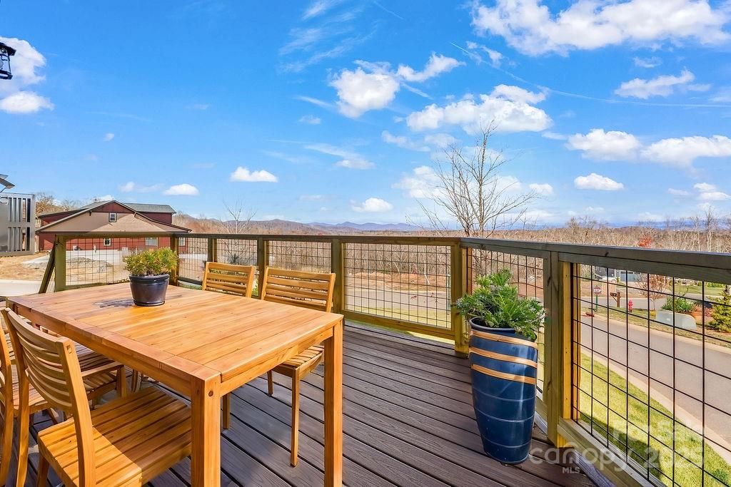 175 Waightstill Drive Property Photo 27