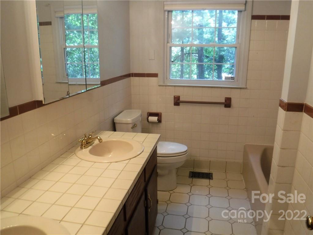 124 New Rockwood Road Property Photo 32