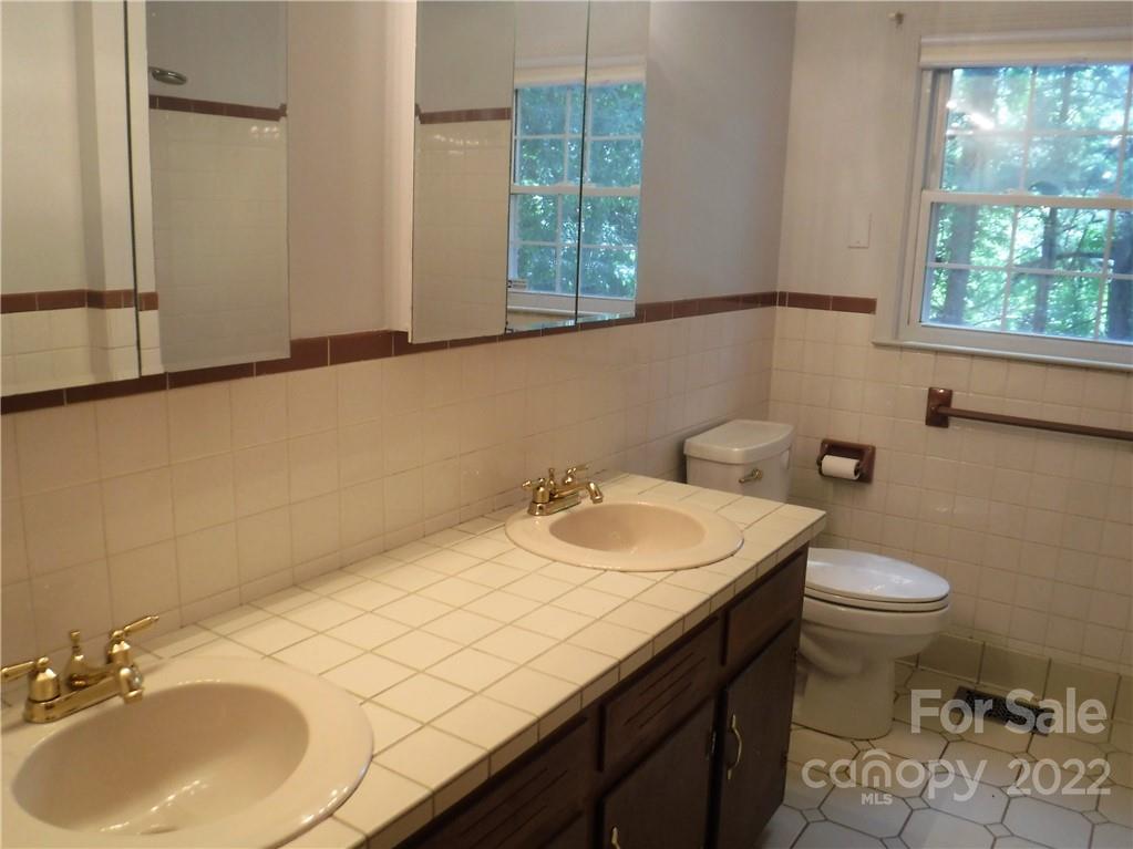 124 New Rockwood Road Property Photo 33