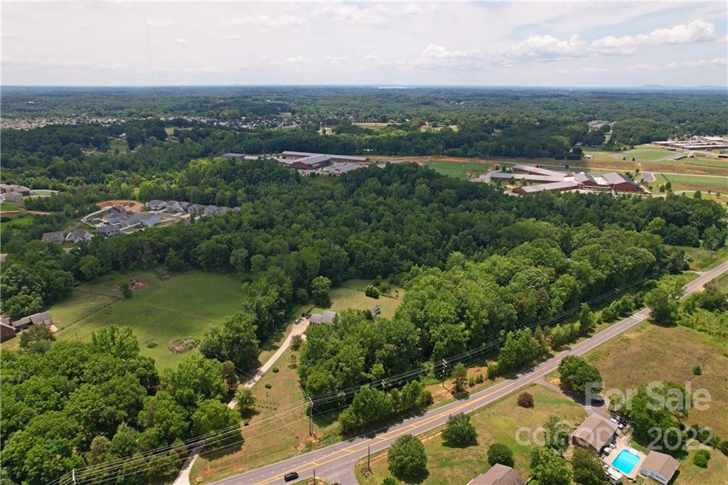 1540 Coddle Creek Highway Property Photo 8