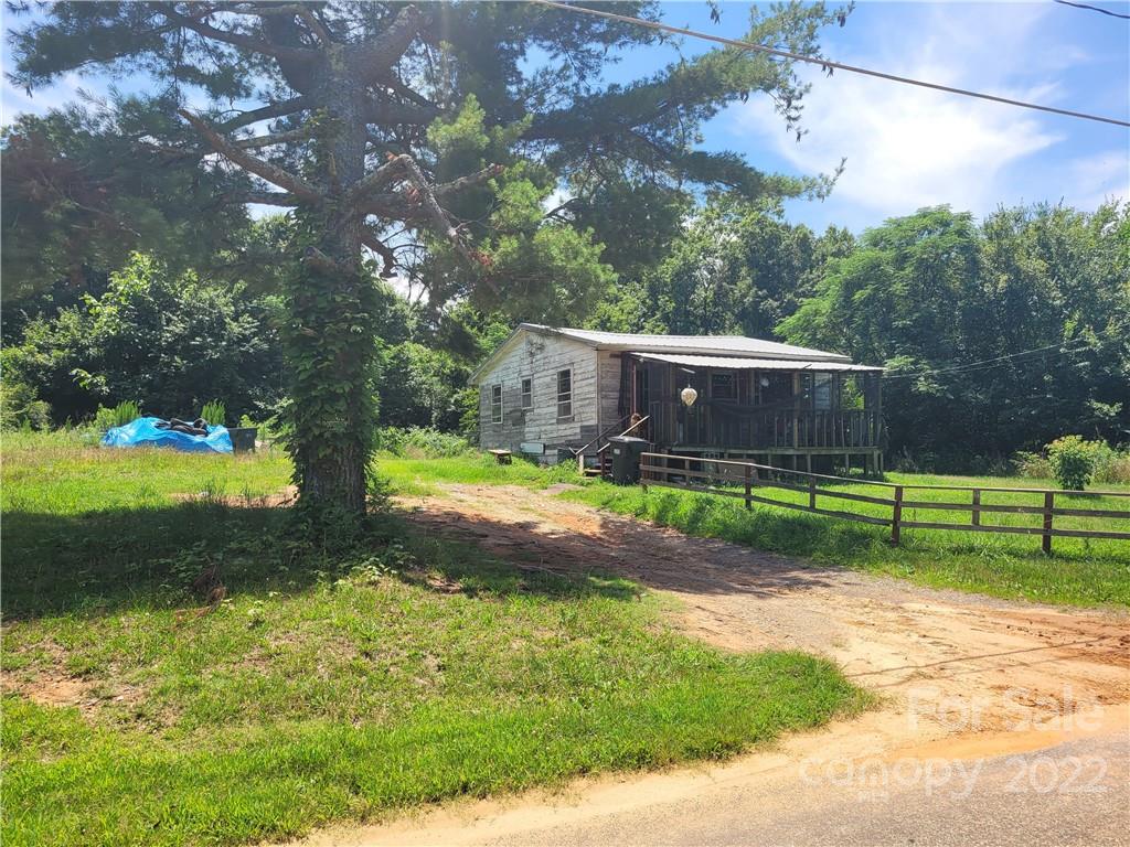 130 Tomlinson Avenue Property Photo 9