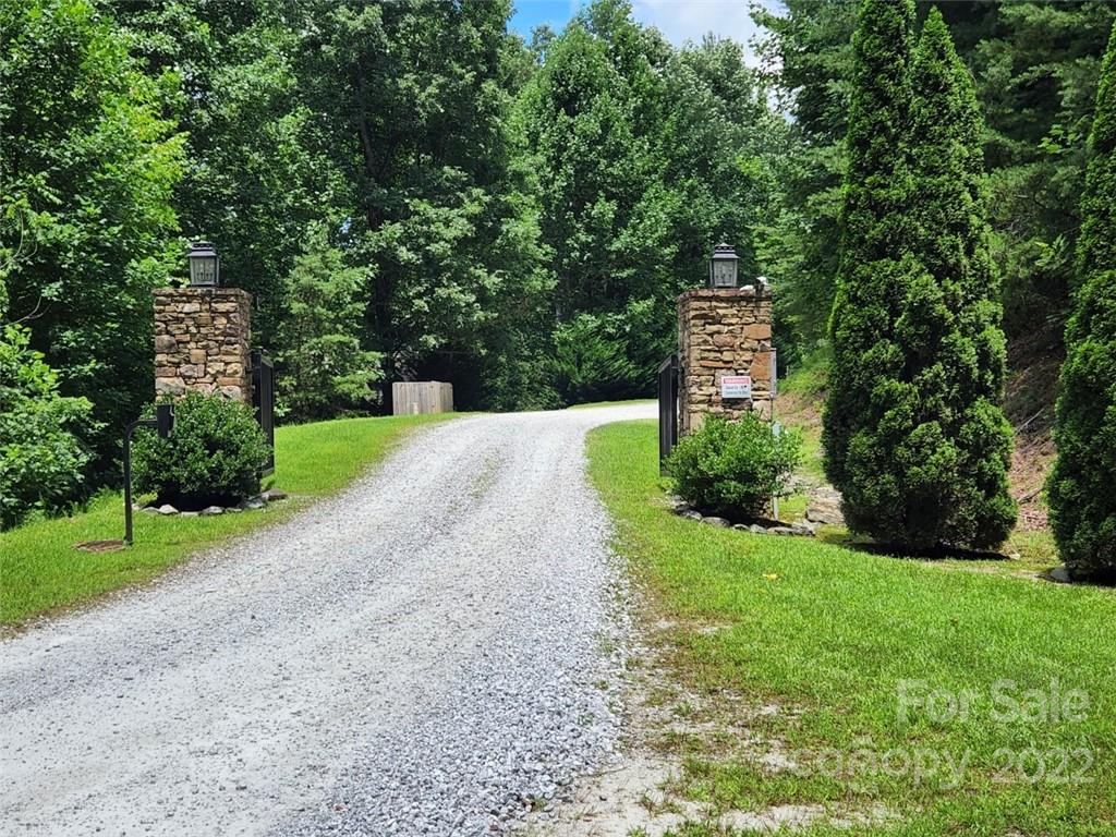 00 Summit Landing Drive 3 Property Photo 2