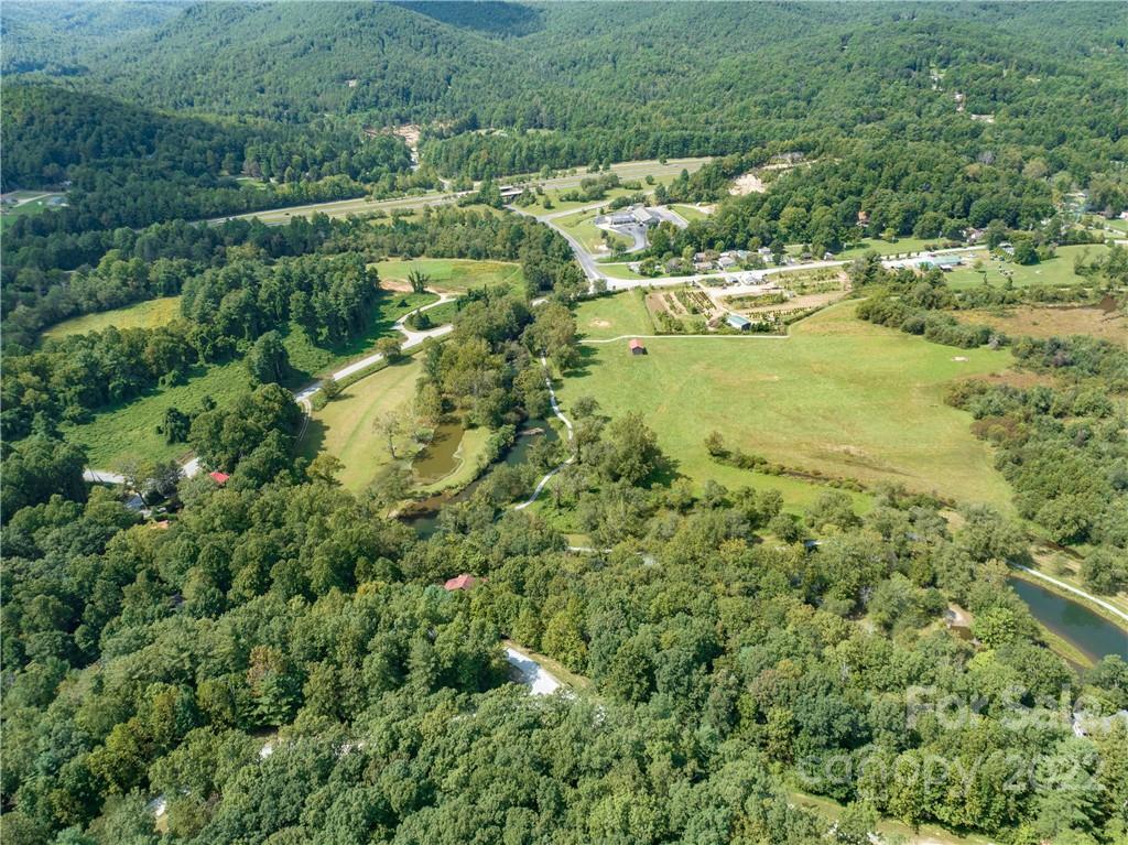 00 Summit Landing Drive 3 Property Photo 27
