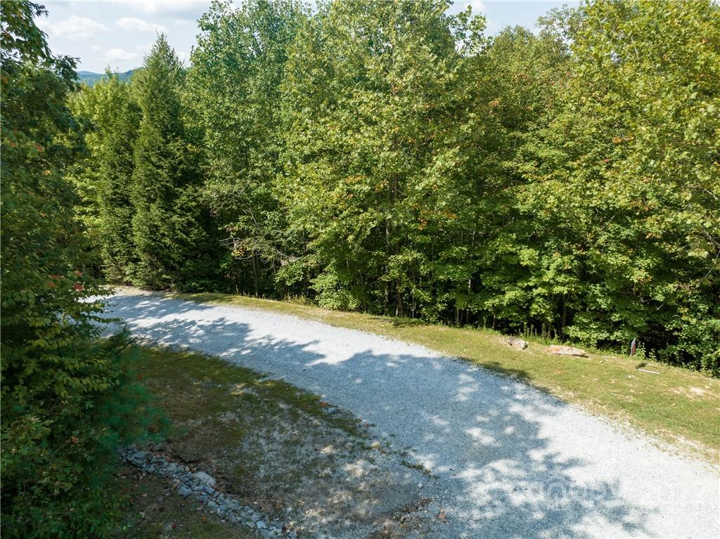 00 Summit Landing Drive 3 Property Photo 28