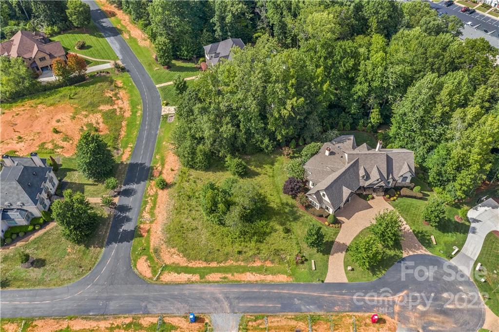 7453 Barrington Ridge Drive Property Photo 2