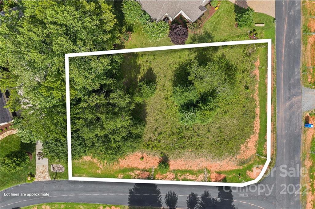 7453 Barrington Ridge Drive Property Photo 5