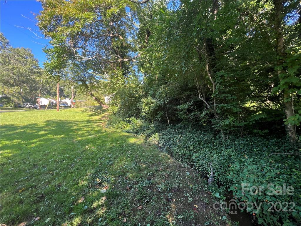 99999 Maplewood Road Property Photo 4