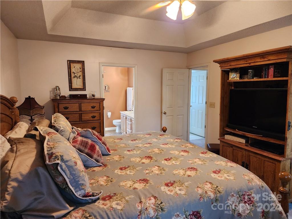 583 Roanoke Drive Property Photo 30