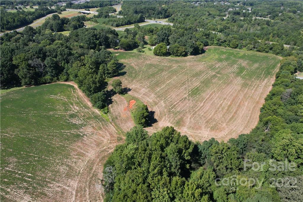 9420 Fairview Road Property Photo 18