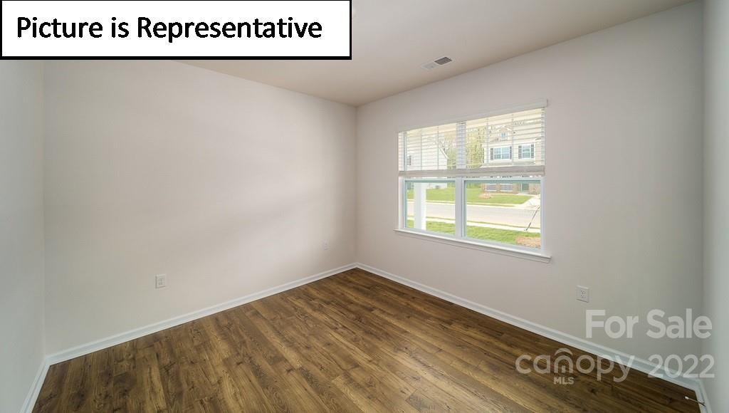 9010 Poquoson Drive Property Photo 7