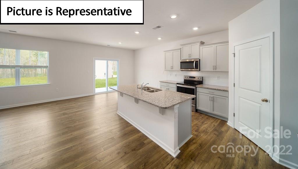 9010 Poquoson Drive Property Photo 8