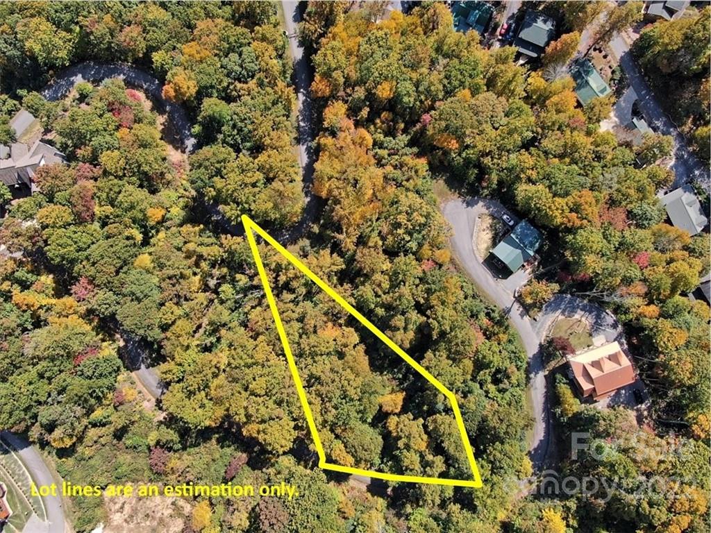 30 Cadillac Pointe 30 Property Photo 2