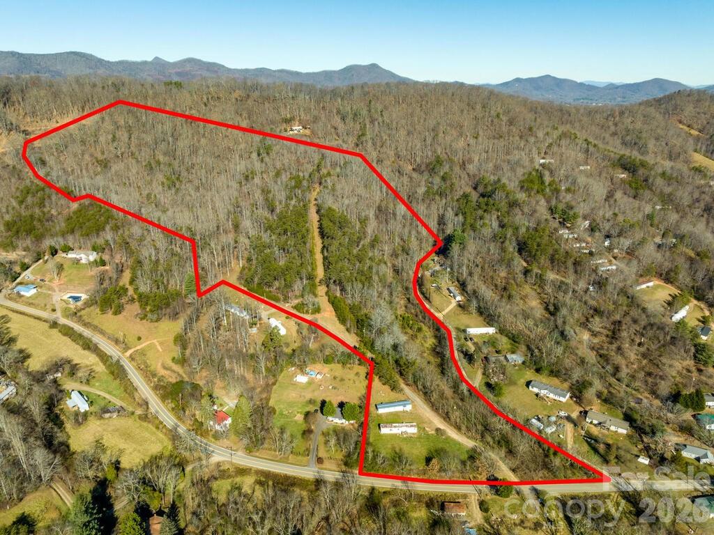 6 Tylers Run 12 Property Photo 1
