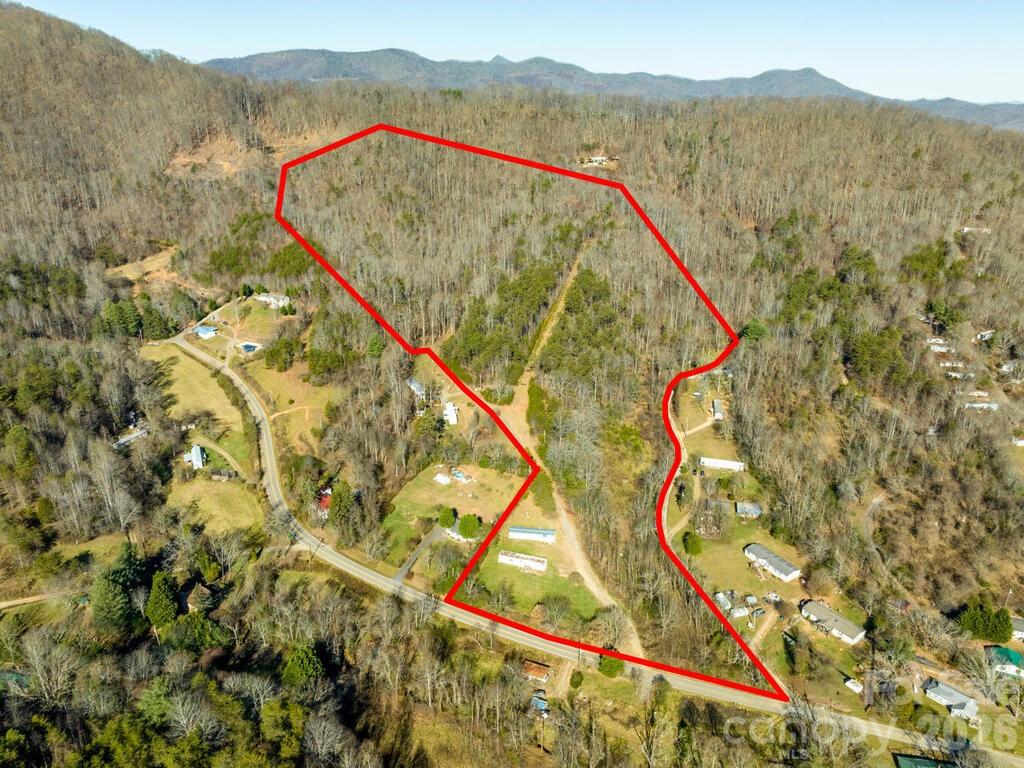 6 Tylers Run 12 Property Photo 4
