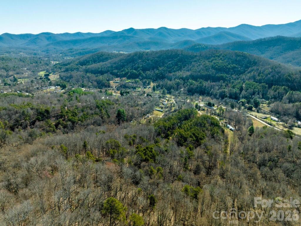 6 Tylers Run 12 Property Photo 10
