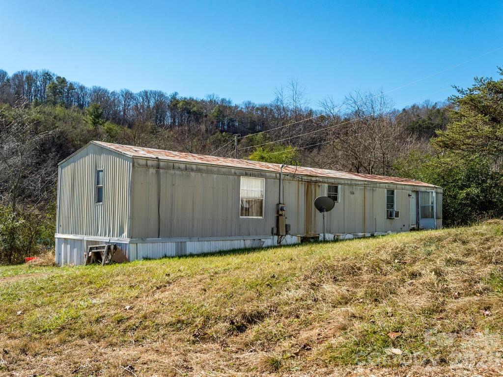 6 Tylers Run 12 Property Photo 29