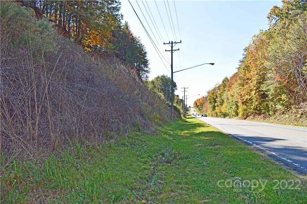 1297 Hwy 150 Bypass Property Photo 4