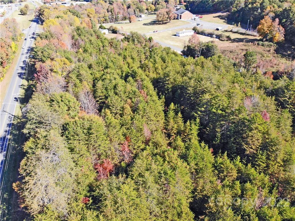 1297 Hwy 150 Bypass Property Photo 6