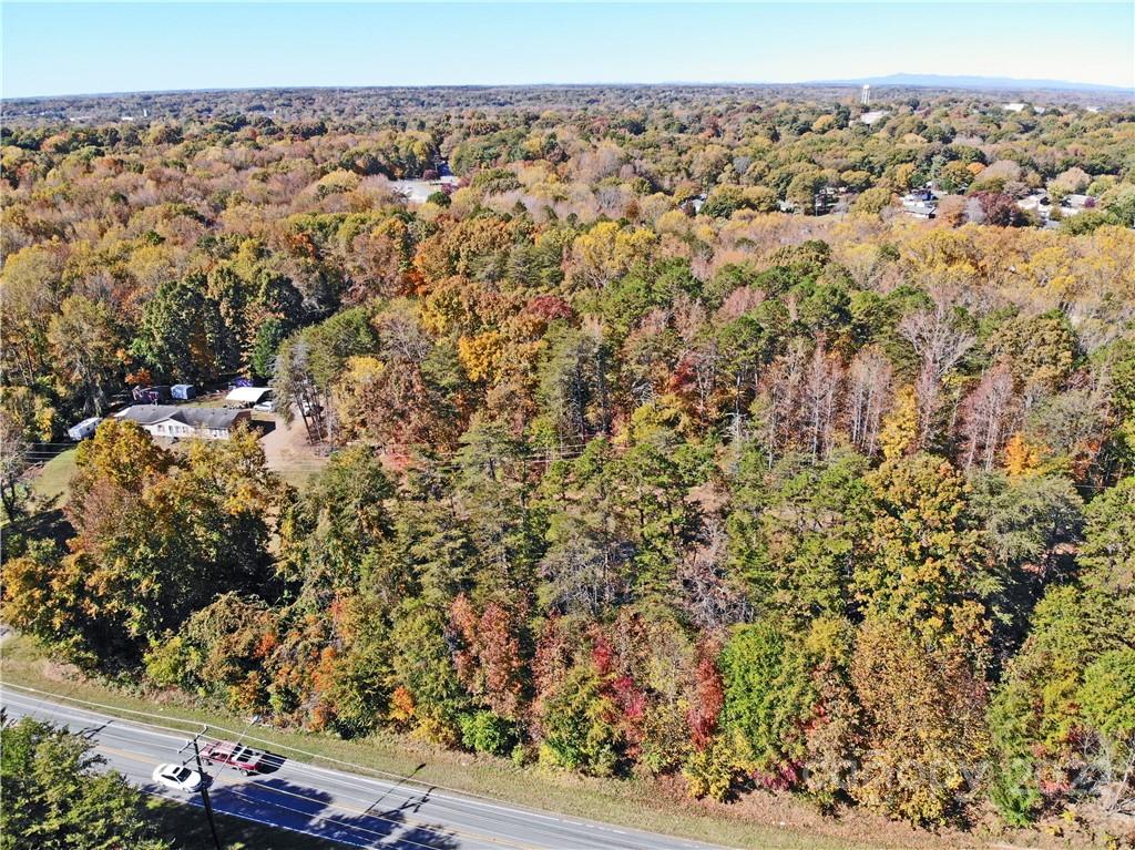 1297 Hwy 150 Bypass Property Photo 15