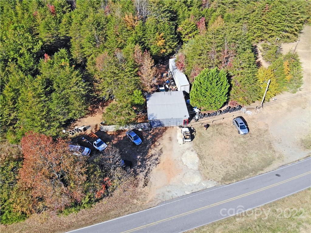 1297 Hwy 150 Bypass Property Photo 23