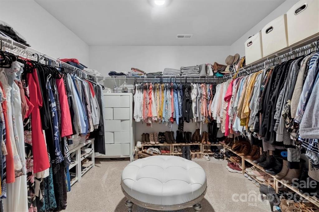 529 Elmwood Pond Court Property Photo 25