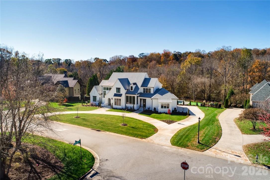 4012 Honey Tree Lane Property Photo 3