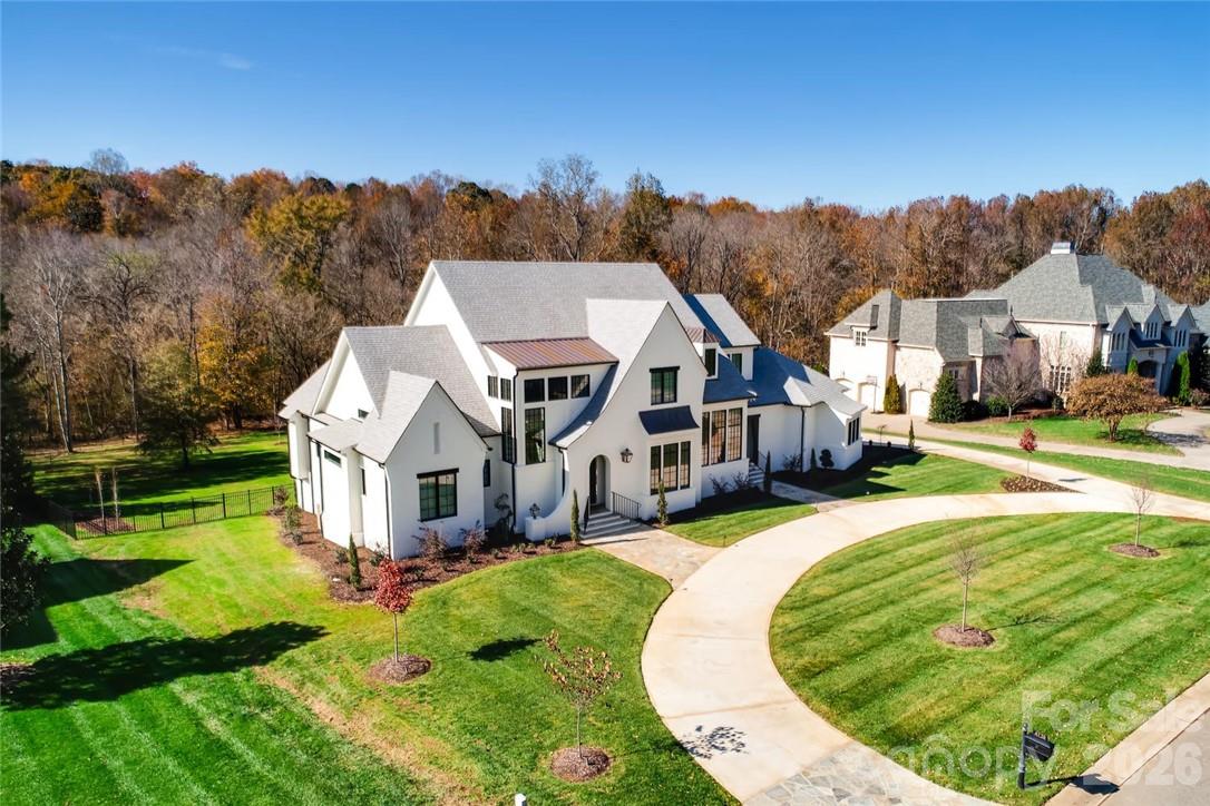 4012 Honey Tree Lane Property Photo 4