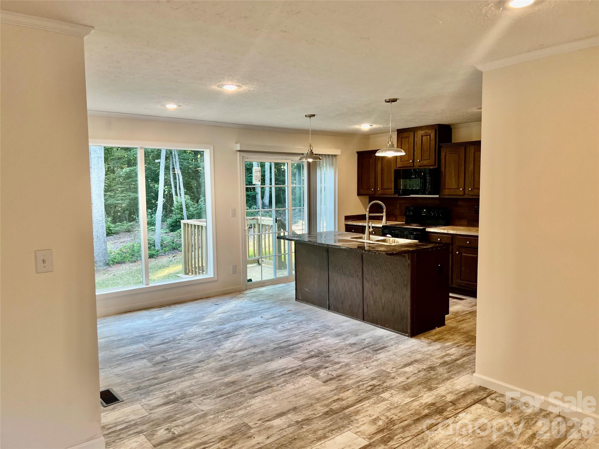 5756 Dalmatian Street Property Photo 4
