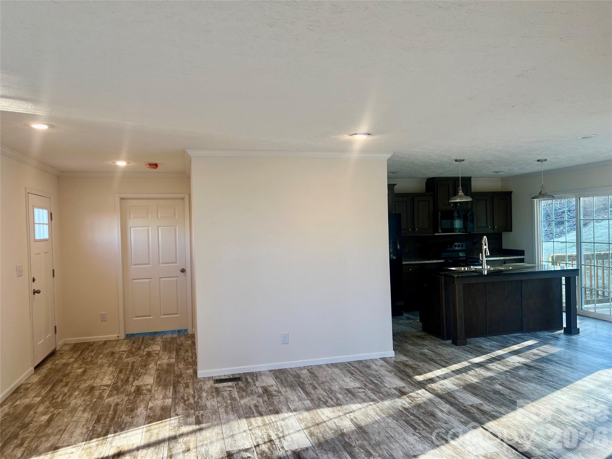 5748 Dalmatian Street Property Photo 3