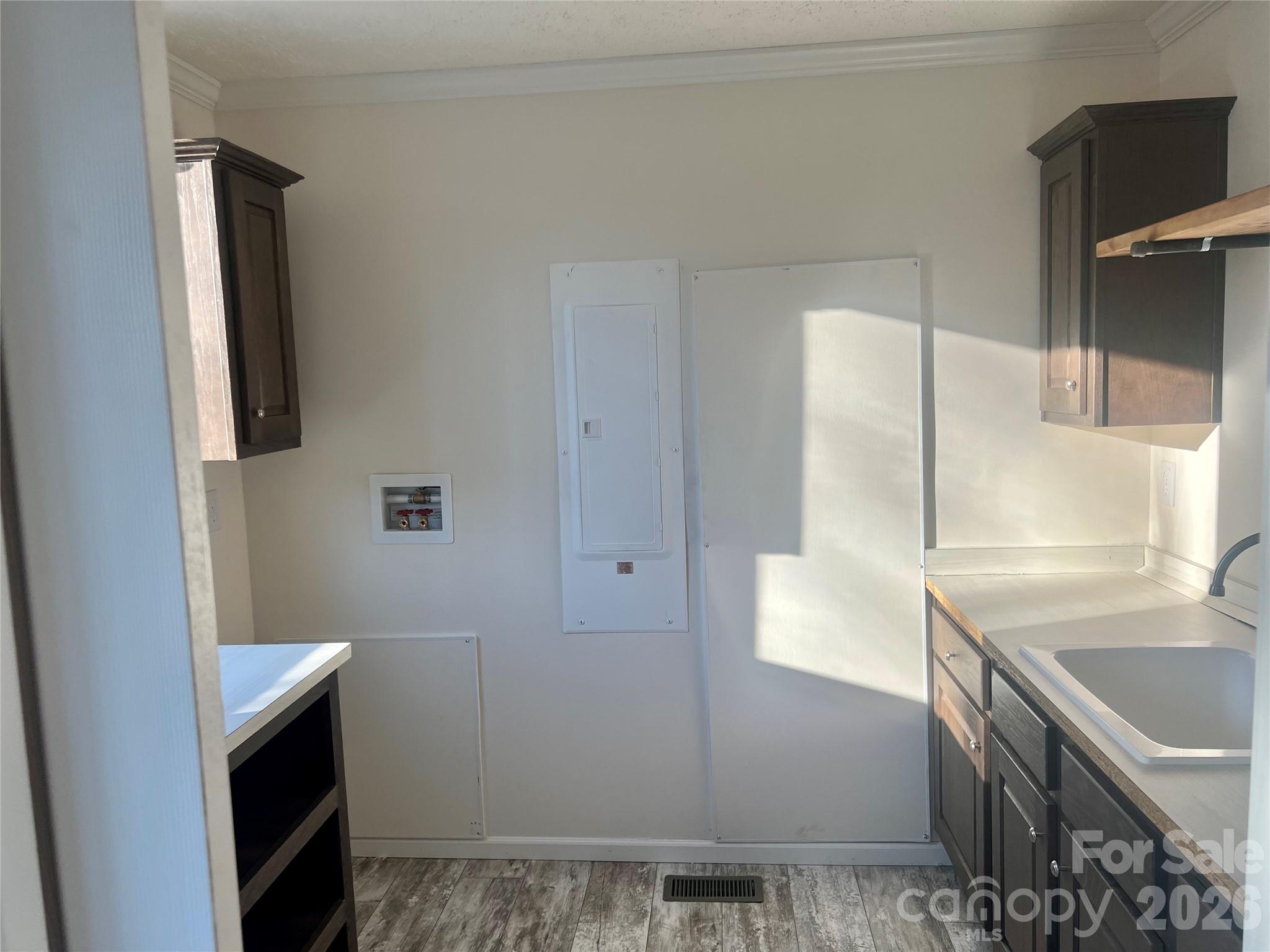 5748 Dalmatian Street Property Photo 7