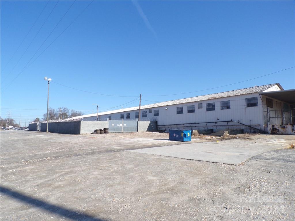 2601 Wilkinson Boulevard Property Photo 7