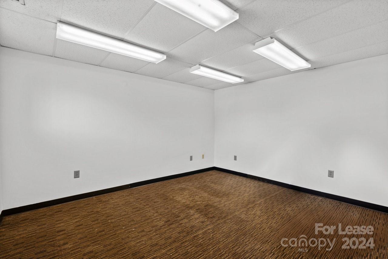 2601 Wilkinson Boulevard Property Photo 12