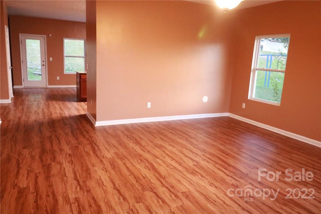 204 Anderson Ridge Drive Property Photo 3