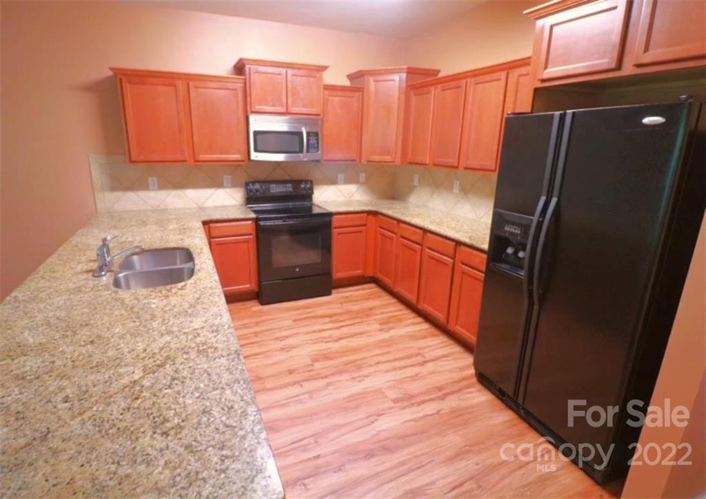 204 Anderson Ridge Drive Property Photo 5