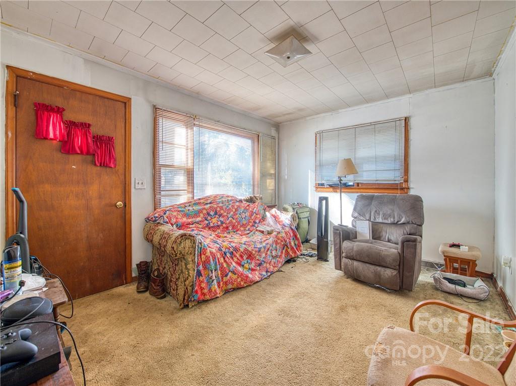 193 Allens Creek Road Property Photo 4