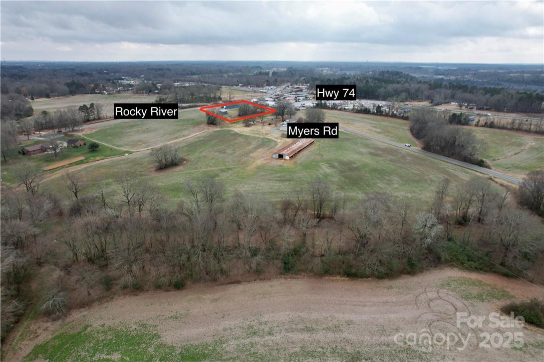 2703 Rocky River Road Property Photo 2