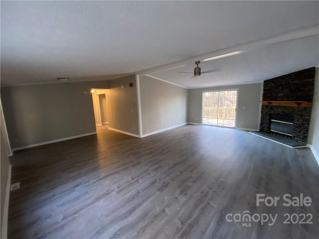 11355 Mooresville Road Property Photo 2