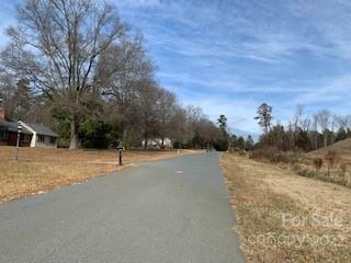 2835 Alexander Road Property Photo 3
