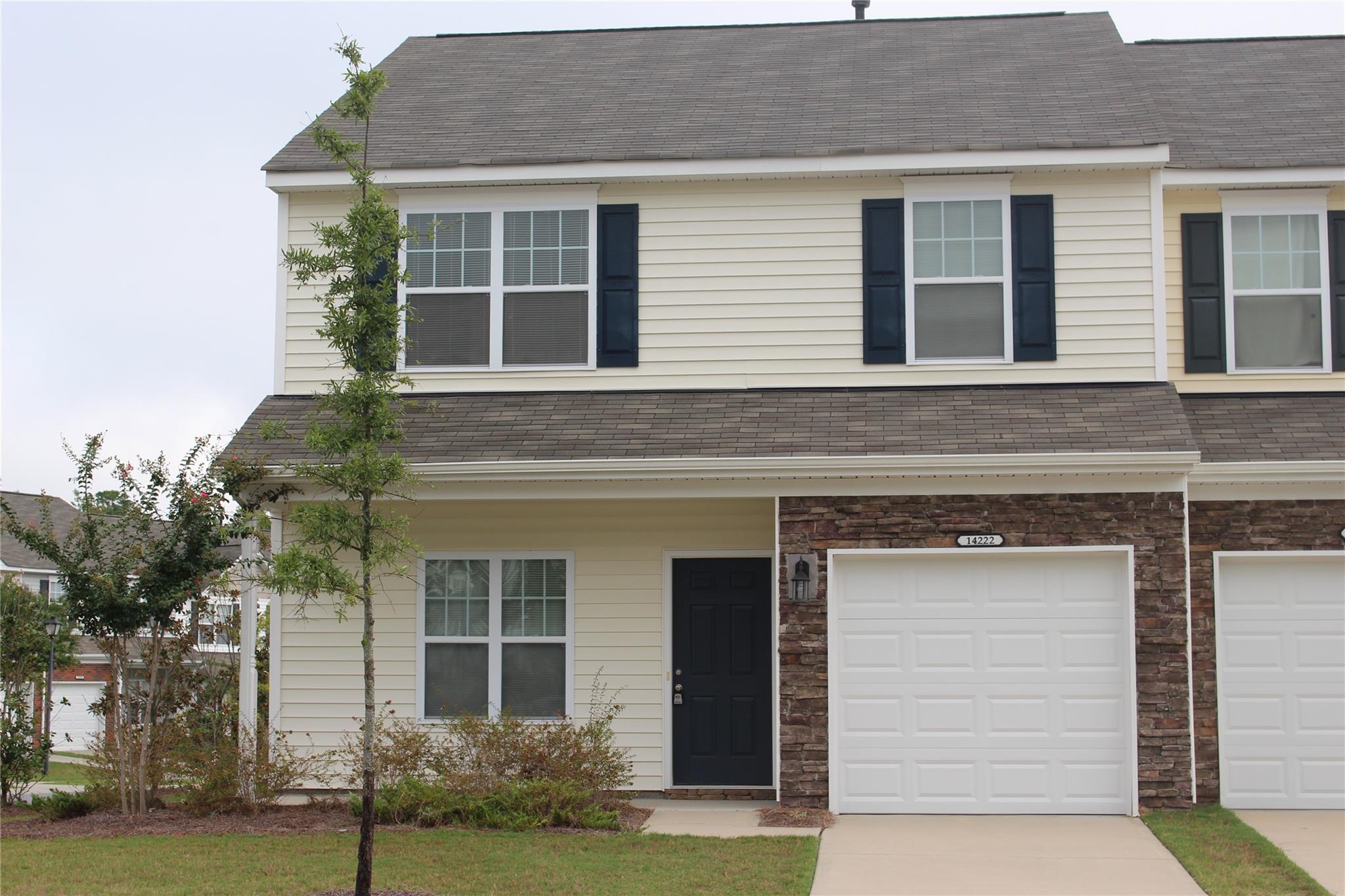 14222 Tamarack Drive Property Photo 1