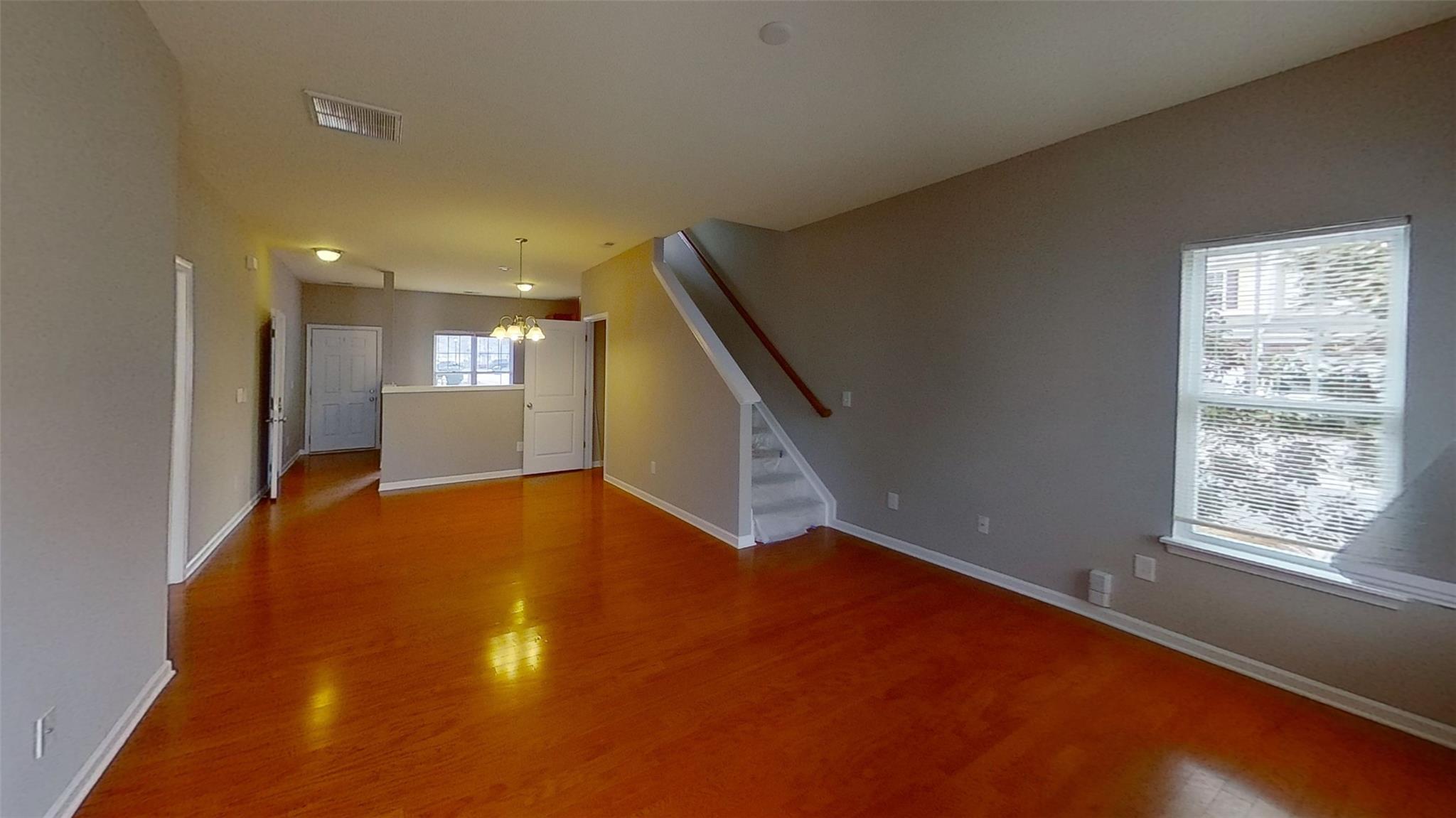 14222 Tamarack Drive Property Photo 3