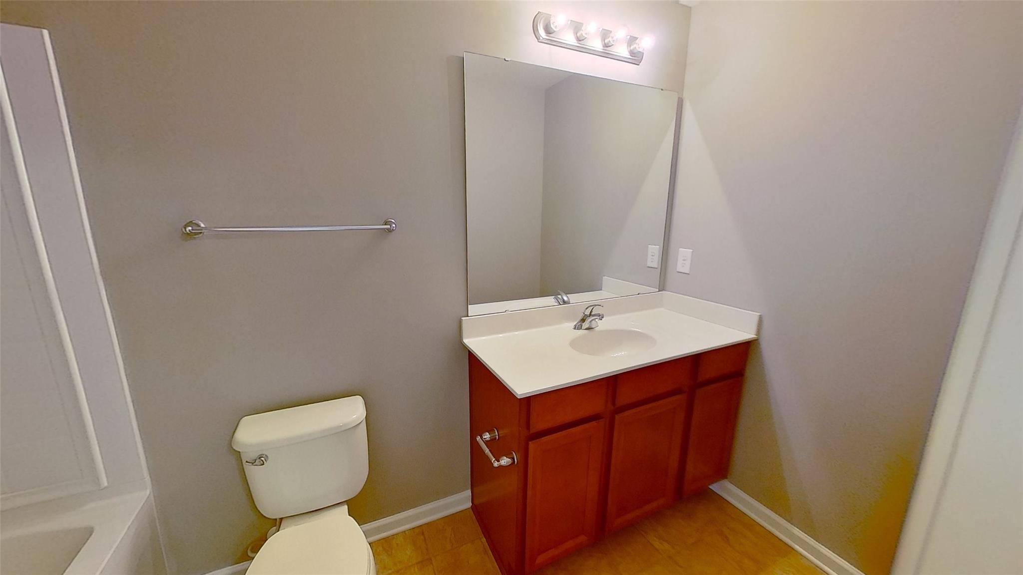 14222 Tamarack Drive Property Photo 9