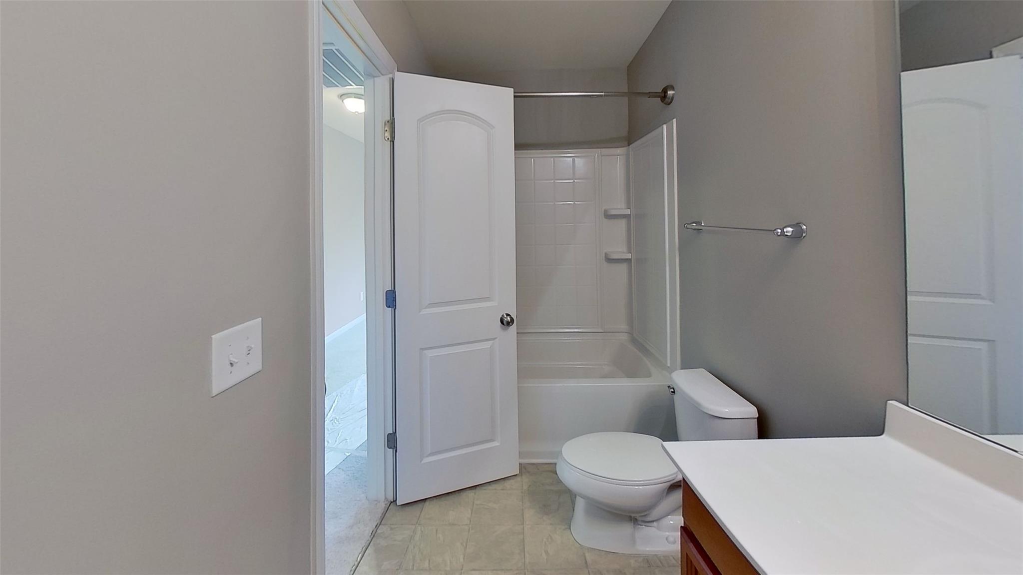 14222 Tamarack Drive Property Photo 10