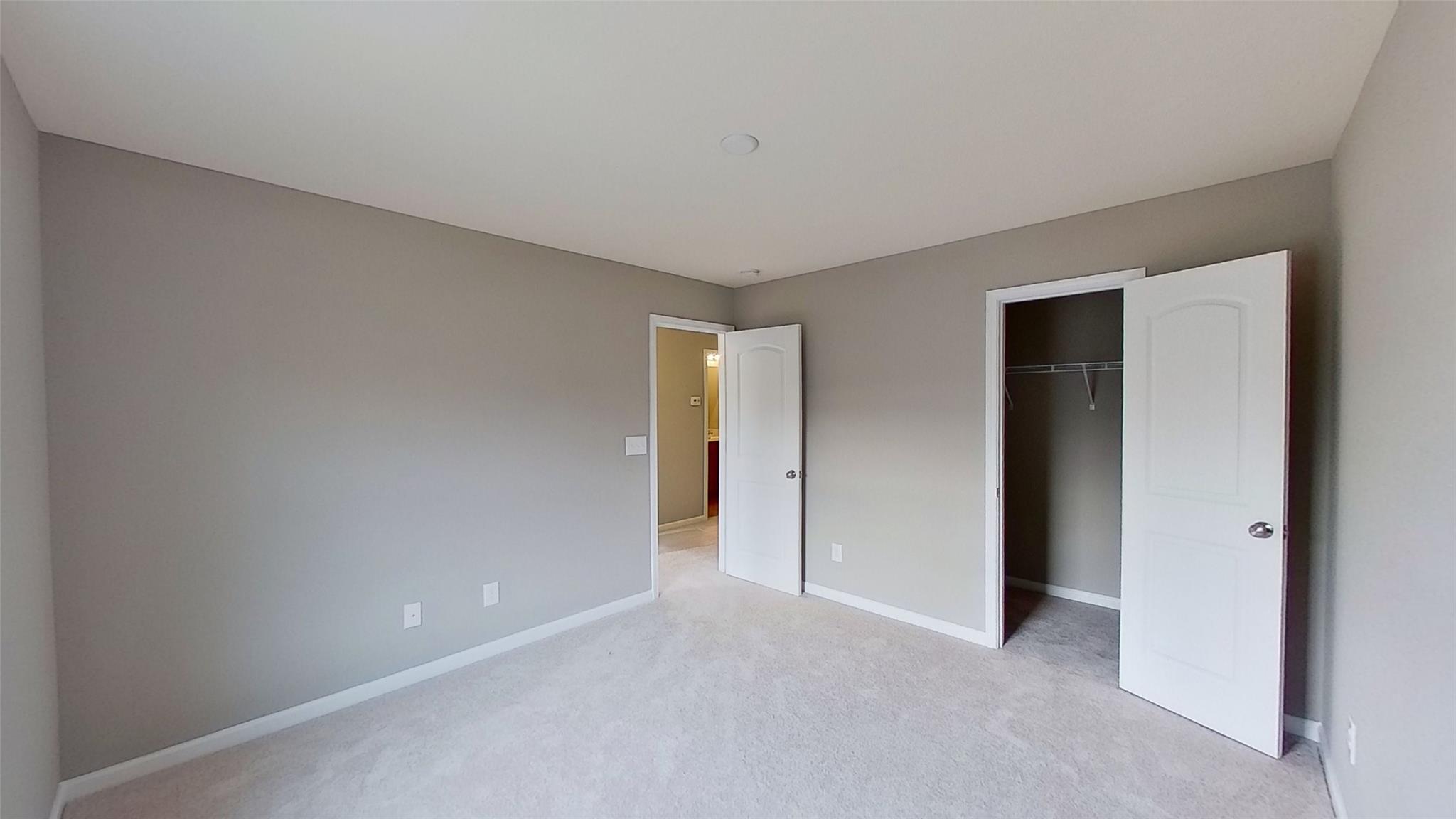 14222 Tamarack Drive Property Photo 13