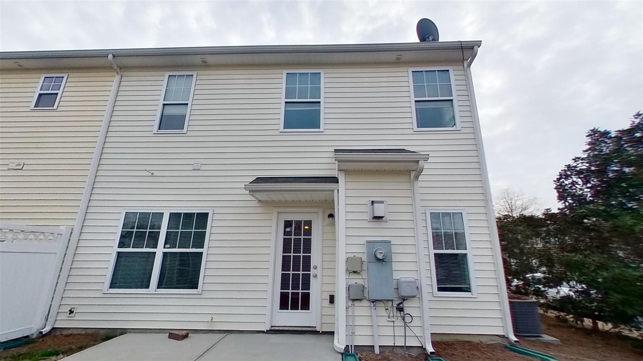 14222 Tamarack Drive Property Photo 15