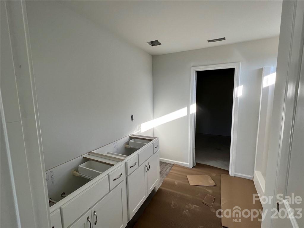 111 Deno Drive Property Photo 7