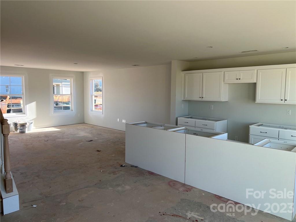 115 Deno Drive Property Photo 4
