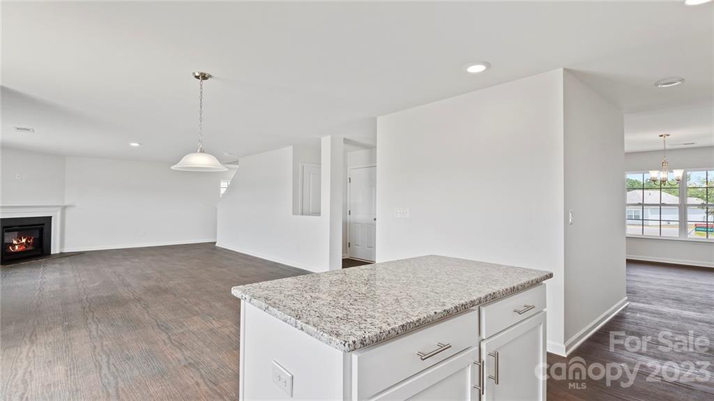 34 Hamrick Drive Property Photo 4