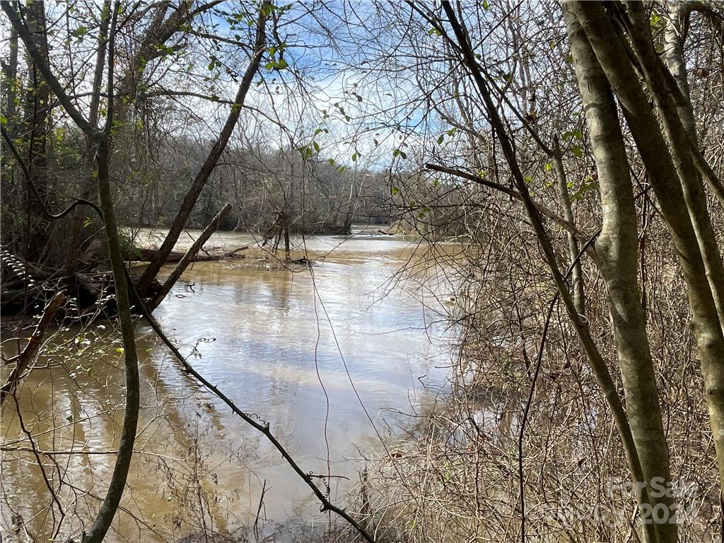 161 Little River Trail Property Photo 3