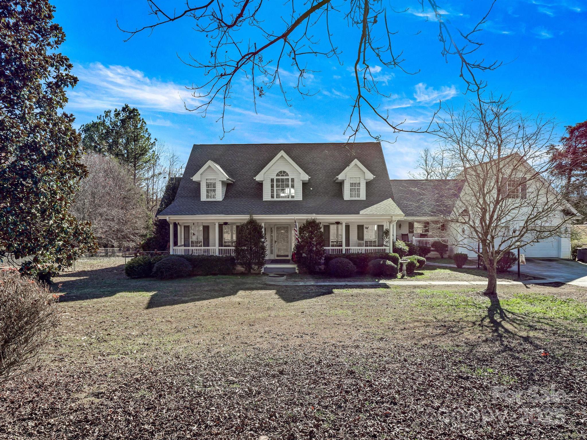 510 Floyd Blackwell Road Property Photo 2