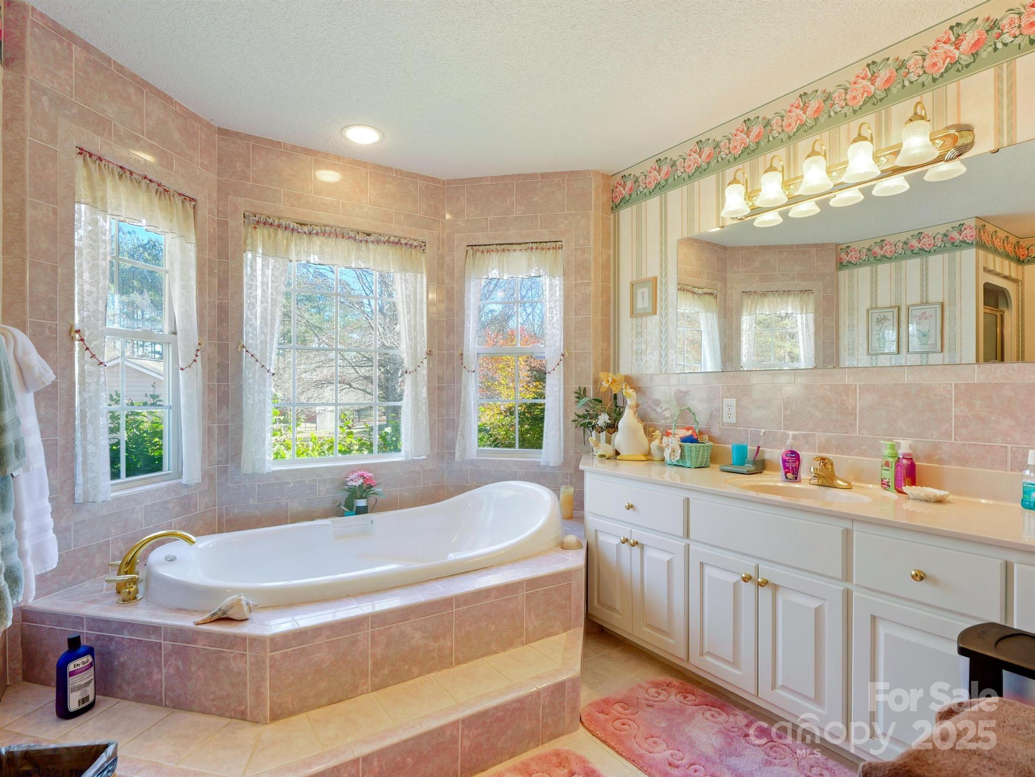 510 Floyd Blackwell Road Property Photo 20